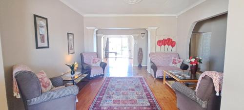 Lambert's Bay House | Raston Guest House