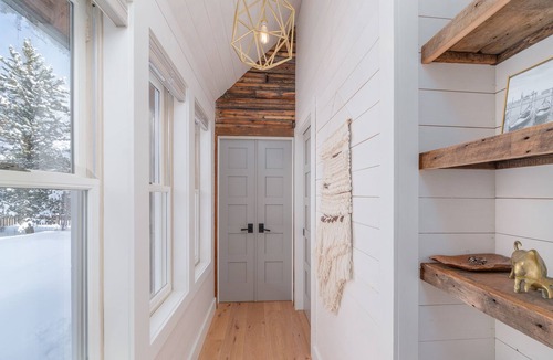Crested Butte Cabin | Rated Best in CB! Designer Luxury!SteamShower!Firepl!Best Location In Town!