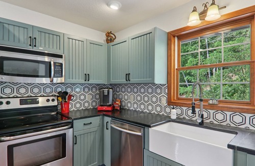 Fairview House | Red Barn Escape: Hot Tub, Fire Pit, Grill - Mountain Views Near Asheville!