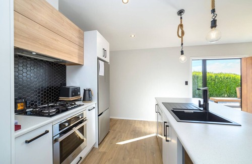 Martinborough Apartment | Relaxing Martinborough Escape | Spa, Seasonal Communal Pool & Indoor-Outdoor Living