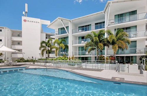 Ballina Apartment | Relaxing water views with sunsets in the evening, enjoy your private spa