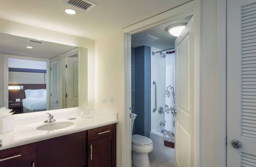 Lower Basin Lake Travis Hotel | Residence Inn Austin Lake Travis/River Place