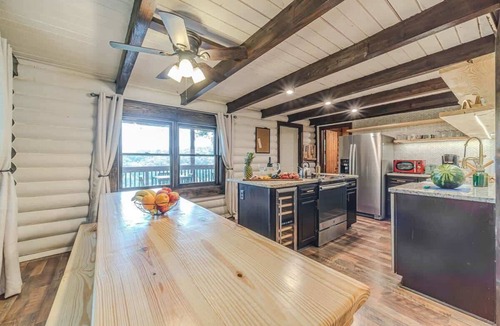 Demorest House | RIVER BEND LODGE- SOQUE RIVERFRONT LOG CABIN