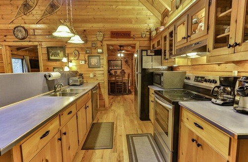 Ellijay Cabin | River Run | Ellijay, GA