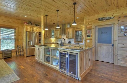 Ellijay Cabin | Riverbend Lodge