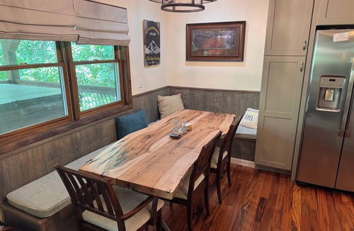 Mill Ridge House | Riverfront, Hot tub, shared pool, minutes to slopes with large covered deck!