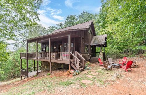 Cleveland House | ROMANTIC TIP TOP hideaway, ONE NIGHT stays available , HELEN WATER TUBING 10 MIN DRIVE