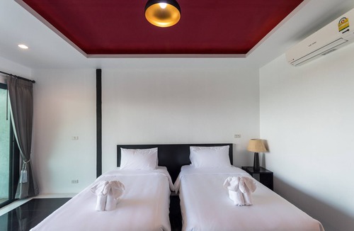Wichit House | Room Only · Deluxe with Garden View Room, 16min to Phuket Old Town