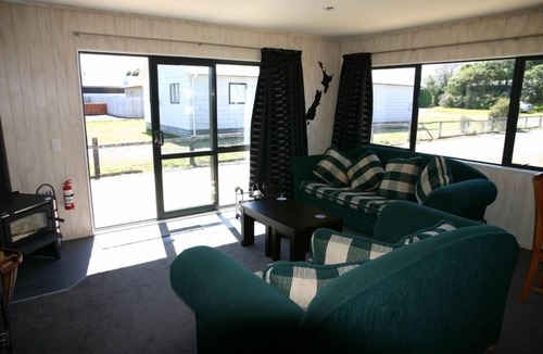 National Park Village House | Ruapehu Retreat - modern home away from home with mountain views