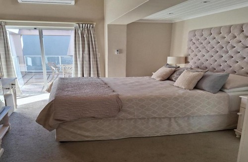 Port Owen Cabin | Russells on the Port Lodge