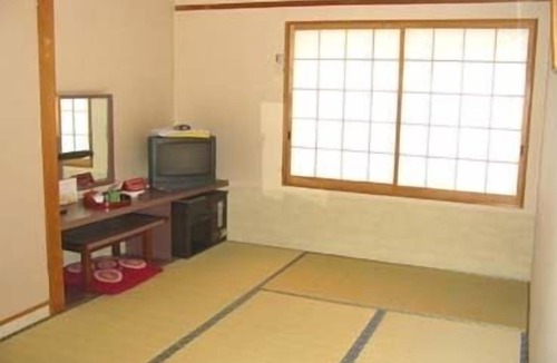 Naka Ward House | Ryokan Meiryu