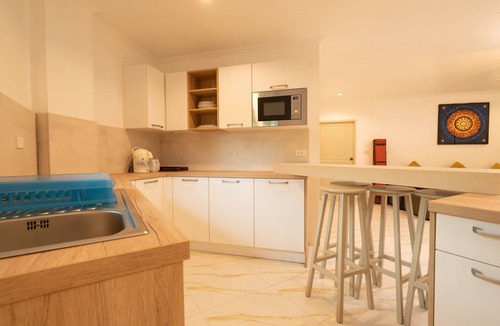 Patong Apartment | Sai Rougn Apartment