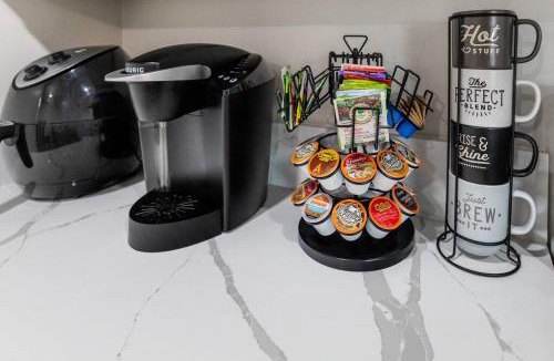 San Diego House | San Diego's Cozy Gem