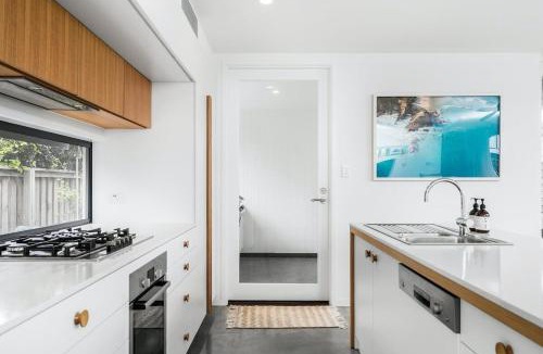 Byron Bay Villa | Sanctuary Spaces - Lomani Six