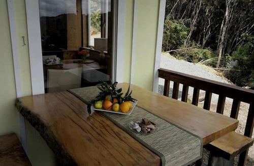 Matapouri Cabin | Secluded Cabin Rental Perfect for a Couples' Holiday near Whangarei, North Island