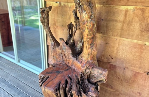 Takapau Cabin | Secluded Redwood Cabin. Built from a redwood tree that blew down in a cyclone