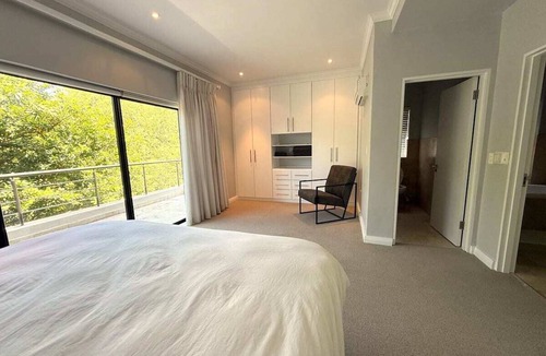 Cape Winelands Cabin | Serene Family Golf Lodge on Nature Lake, in Pearl Valley Golf Estate and Spa
