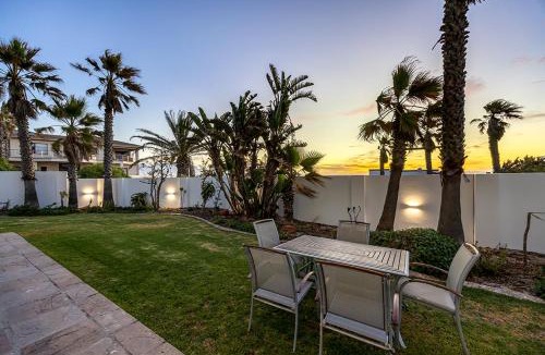 Bloubergstrand Villa | Sir David Baird 22