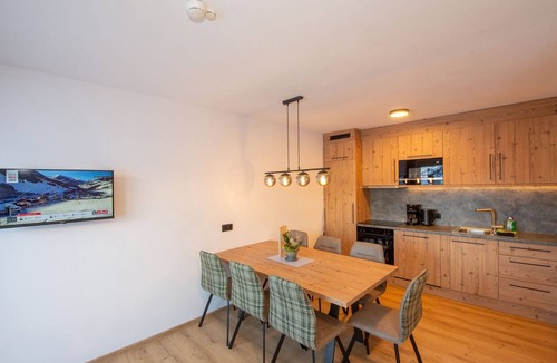 Kolling Apartment | Ski-in apartment with sauna in the house