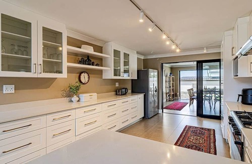 Kleinmond Apartment | Skuinsklip | Classy retreat | Kleinmond | Sea view