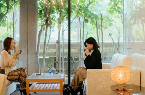 Akahodani Onsen Hotel | Smoking 2 meals included JapaneseWestern style room with private sauna/Kaga Ishikawa
