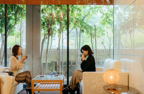 Akahodani Onsen Hotel | Smoking Breakfast included Modern spacious JapaneseWestern room Special offer 2 people /Kaga Ishikawa