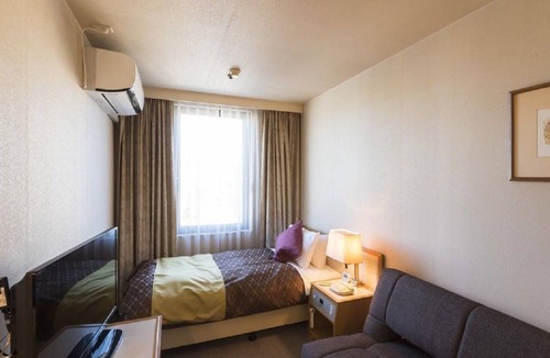 Kintaro Onsen Hotel | Smoking Single with sofa Slightly larger room fo/Uozu Toyama