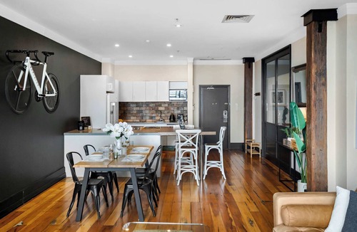 Auckland Central Business District Apartment | Spacious 2BR in CBD Pool Gym Parking Zodiak Stays