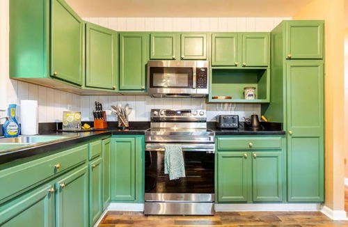 Black Mountain House | Spacious Mountain Retreat in a Bamboo Grove w/Hot Tub, Games & Fire Pit