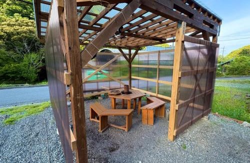 Inabe Cabin | Sparkle-宇賀渓キャンプ場 サウナ&BBQ貸切コテージ