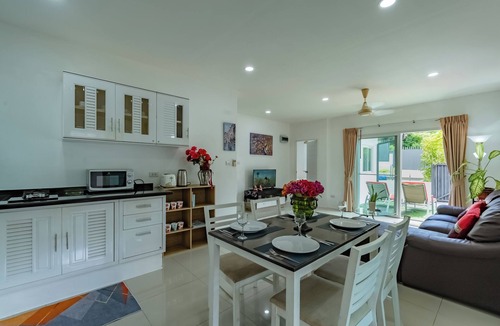 Chalong Villa | Star villa 2 bedrooms/Private swimming pool for family