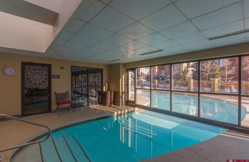 Mount Crested Butte House | Stellar Location with Hot Tub Pool Steam Room & Gym Acces