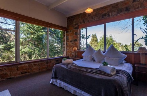 Hogsback House | Stone cottage in the forest; 3 bedrooms. Cozy and family friendly!