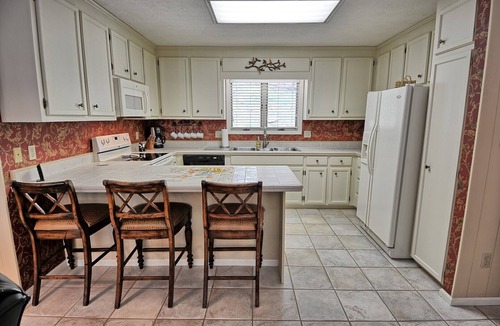 Seven Devils Ski Chalet | Stunning 3BR chalet in Seven Devils, NC, featuring mountain views and a hot tub.