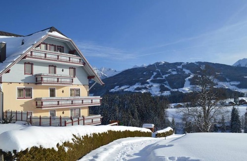 Ramsau am Dachstein House | Suite with bath and shower, WC (45 m²) - Neuwirt