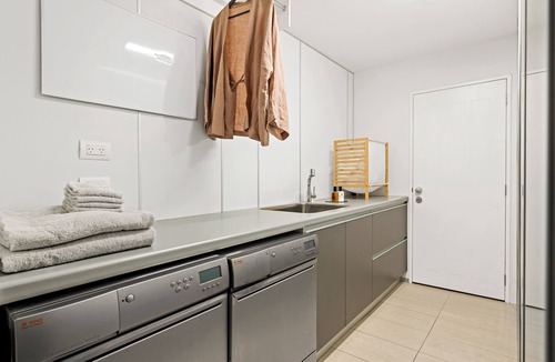 Parnell House | Sun Drenched Natural Oasis right in Central Auckland