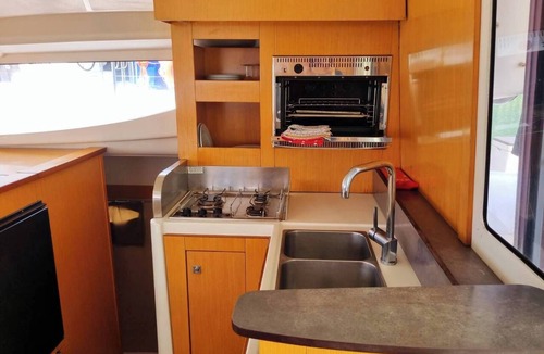 Ban Na Faek Boat Rental | Sun-Kissed Sailing Adventure in Phuket