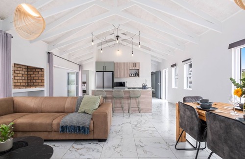 Shelley Point House | Sunlit Oasis Ocean and Golf Retreat
