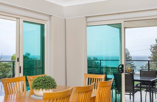East Ballina House | Sunrise on Shelly - Beautiful spacious pet friendly home next to the ocean with amazing views