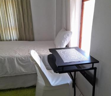 Umtata House | Sunset Guesthouse - Mthatha