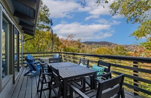 Sugar Mountain House | Sweet Dreams Are Made Of Skis