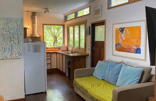 Upper Burringbar House | Sweetwater Cottage. A Country Retreat for Lovers of Stillness.