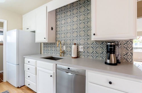 Mission Fields House | Sycamore Place - Carmel House - Beach, Shops, Restaurants, Big Sur (plus pool table and hot tub!)