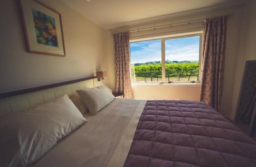 Fernhill Apartment | Syrah Suite Unison Vineyard
