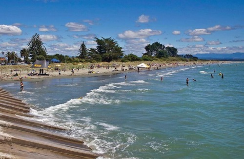 Tahunanui House | Tahuna Beach Oasis