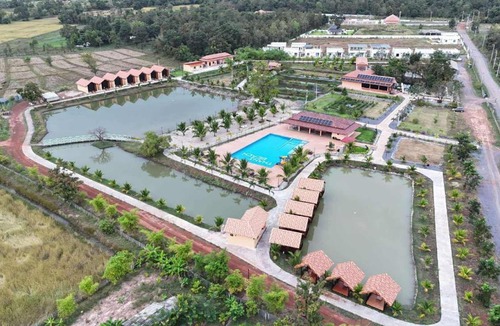 Phen Apartment | Thani Resort