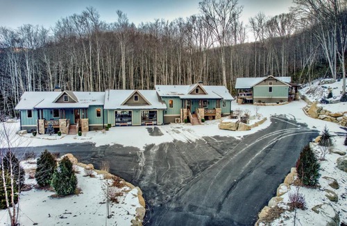 Beech Mountain House | The Cabins on Buckeye Creek at Eagles Nest