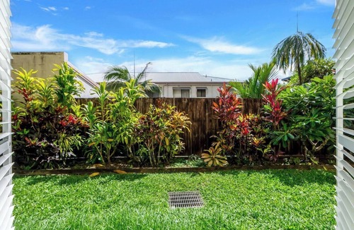 Cairns North Apartment | The Lakes Serene Oasis with Shared Resort Pools