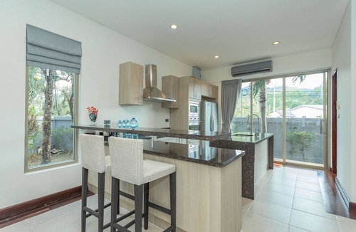 Si Sunthon Villa | The local Phuket @ Phuket Ratchaburi