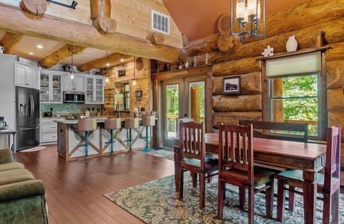 Brevard Cabin | The Missing Peace Cabin - Hot Tub, Private 3BR Mountain Reset Near Pisgah Nat’l